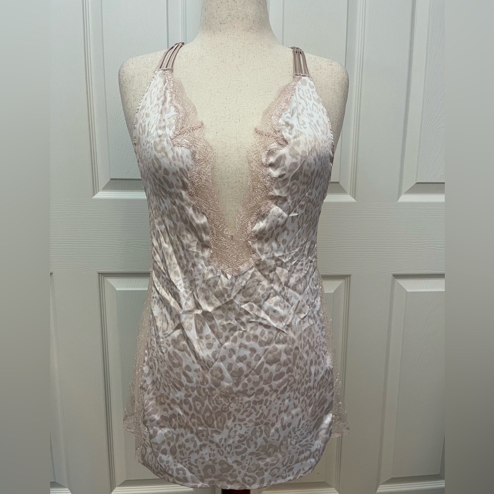 Victoria’s Secret Leopard Chemise Pajama Large